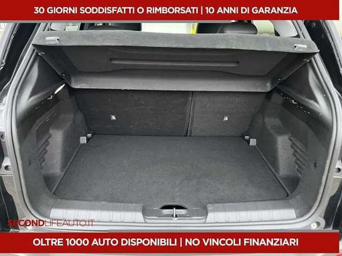 Jeep Avenger usata a Chieti (13)