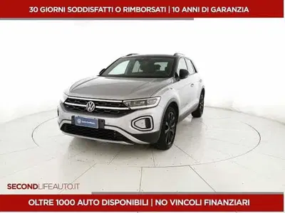 Volkswagen T-Roc 1.0 TSI Style del 2023 usata a San Giovanni Teatino