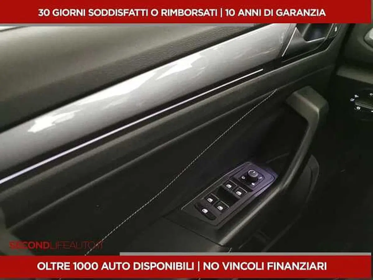 Volkswagen T-Roc usata a Chieti (18)