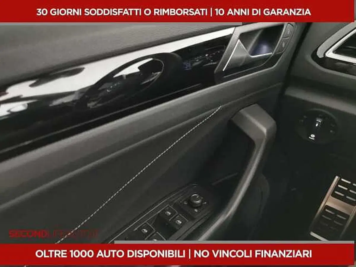 Volkswagen T-Roc usata a Chieti (20)