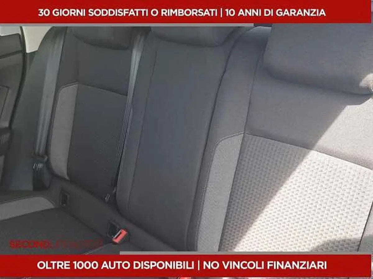 Volkswagen Taigo usata a Chieti (12)