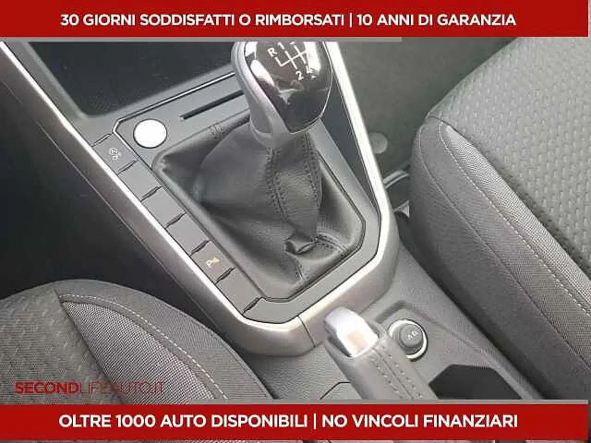 Volkswagen Taigo usata a Chieti (14)