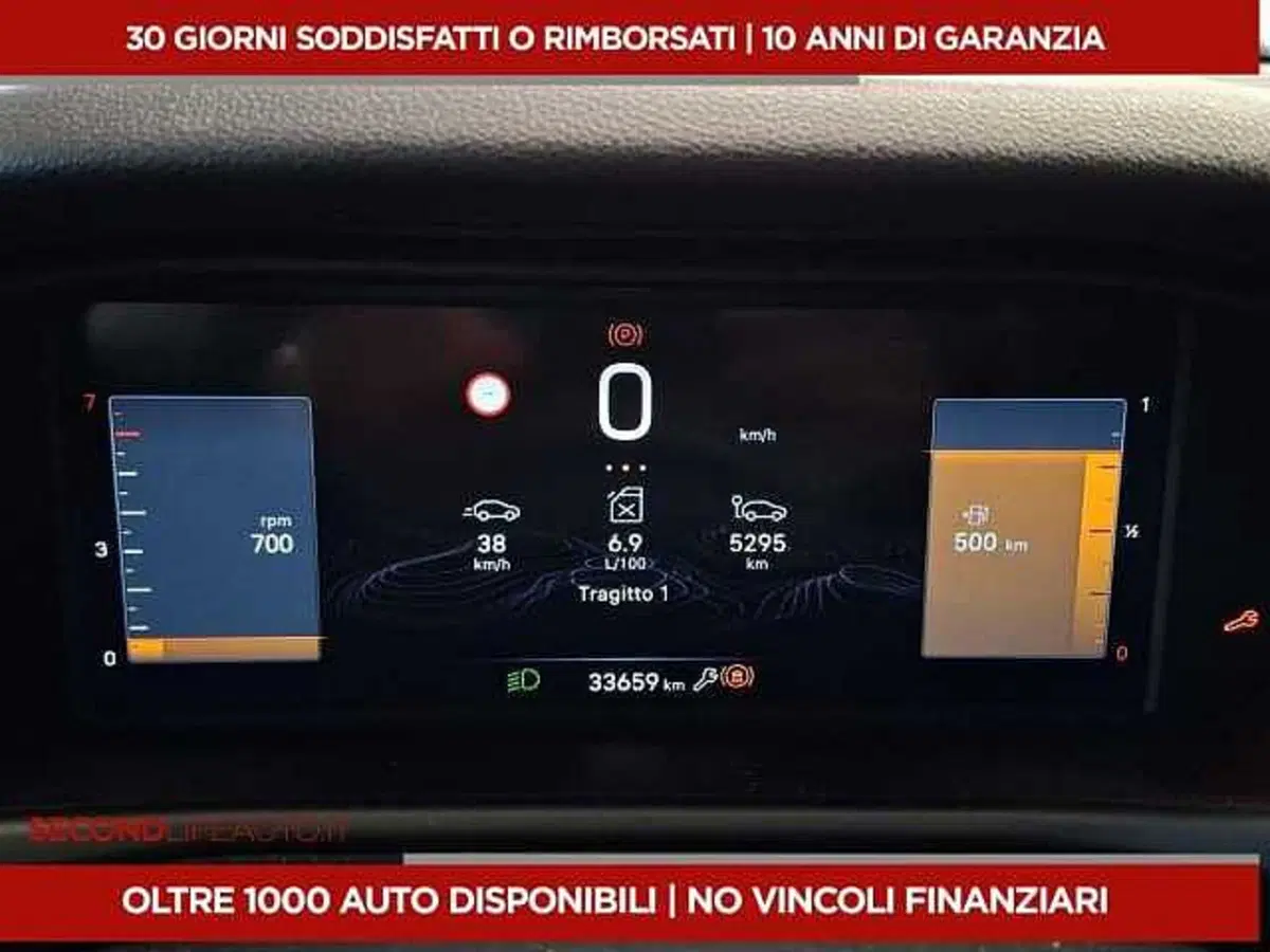 Jeep Avenger usata a Chieti (19)