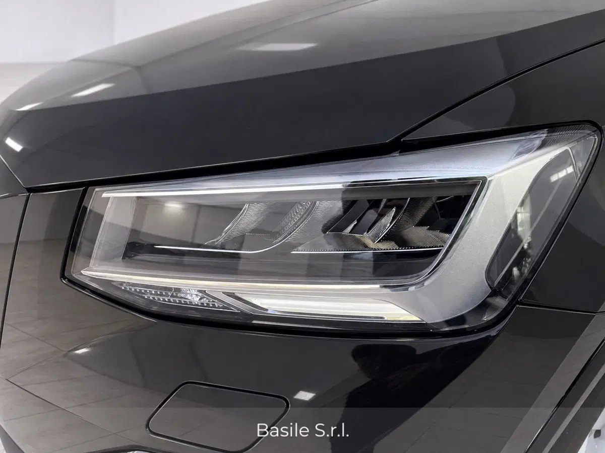 Audi Q2 usata a Taranto (3)