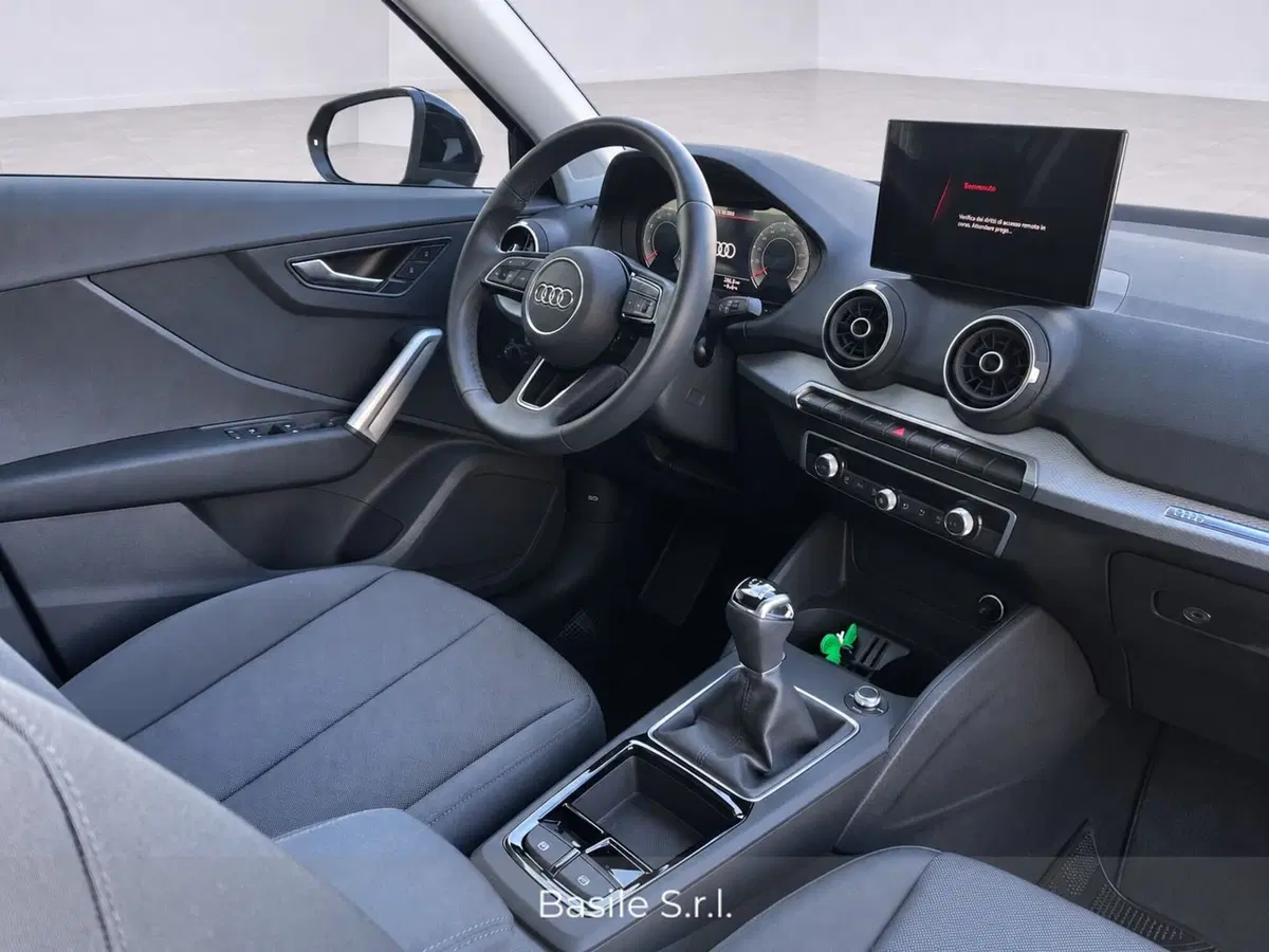 Audi Q2 usata a Taranto (6)