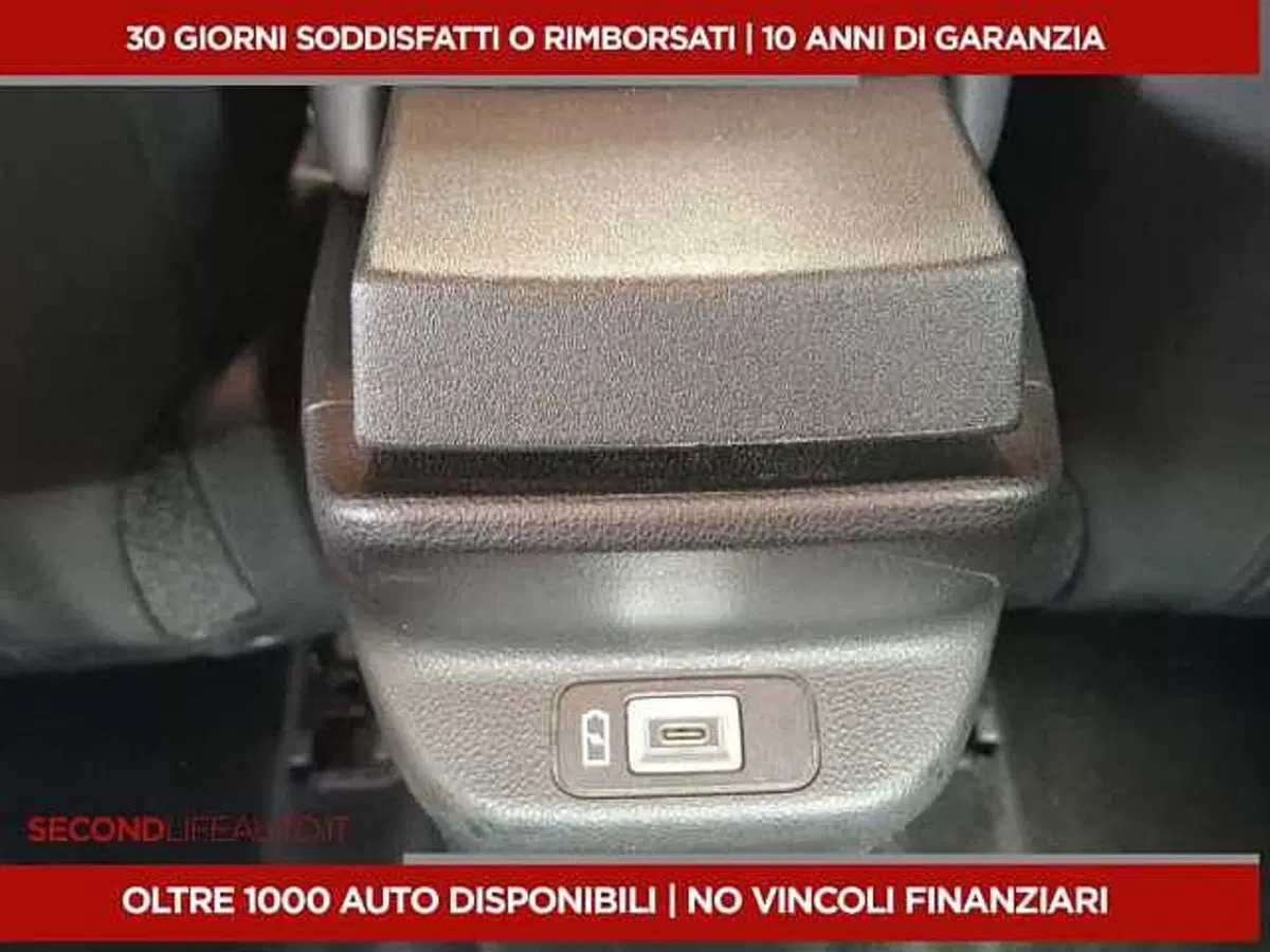 Jeep Avenger usata a Chieti (14)