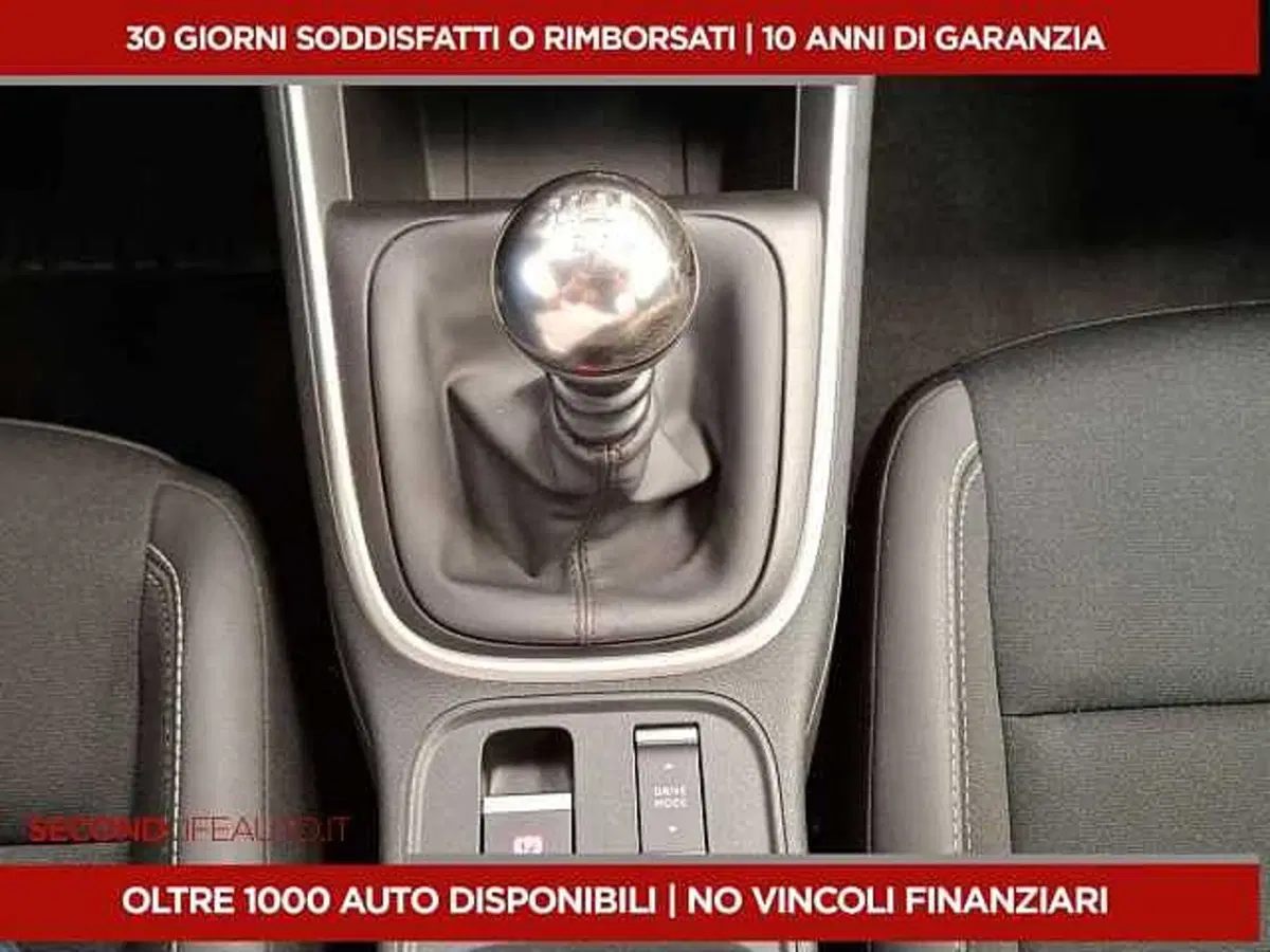 Jeep Avenger usata a Chieti (8)