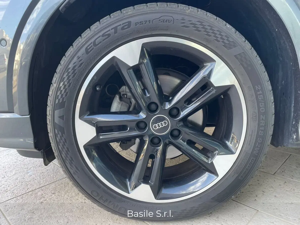 Audi Q2 usata a Taranto (10)