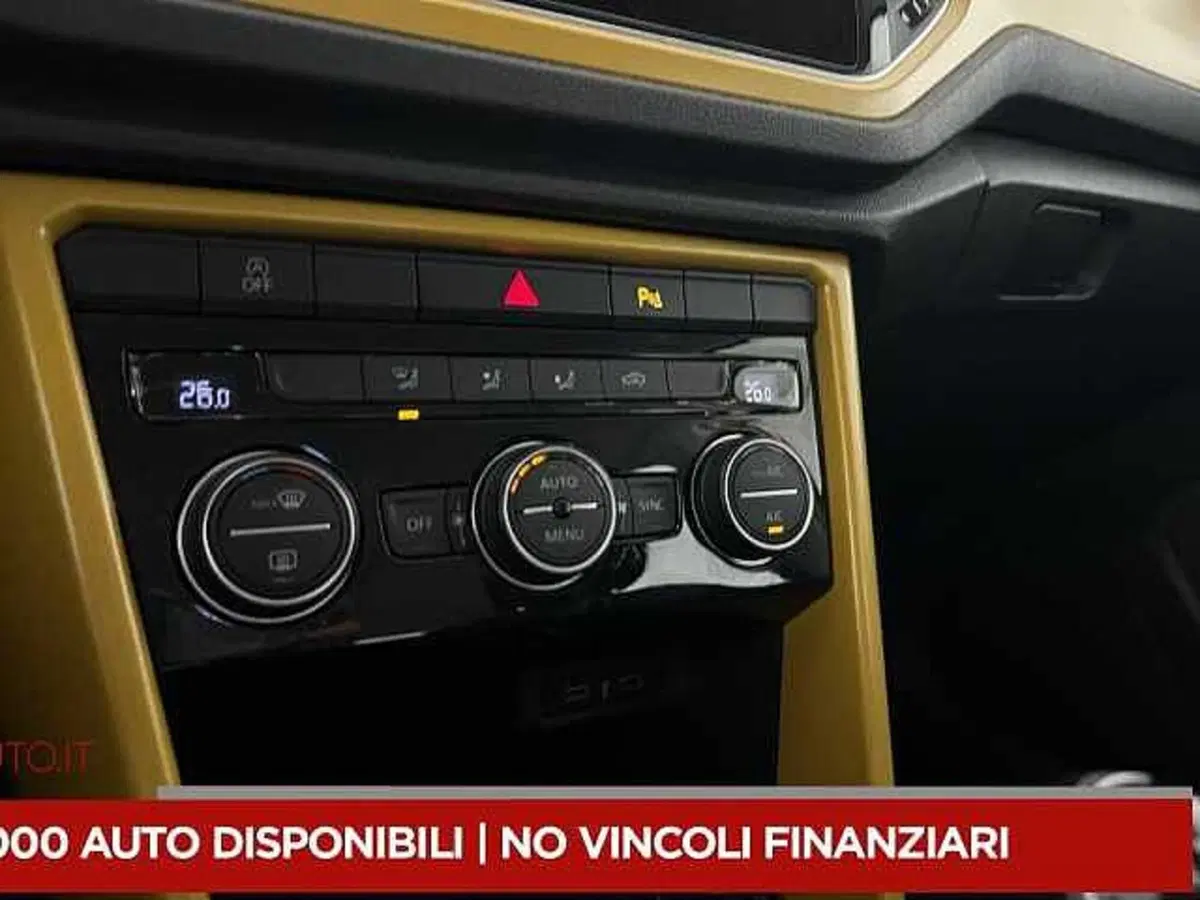 Volkswagen T-Roc usata a Chieti (15)