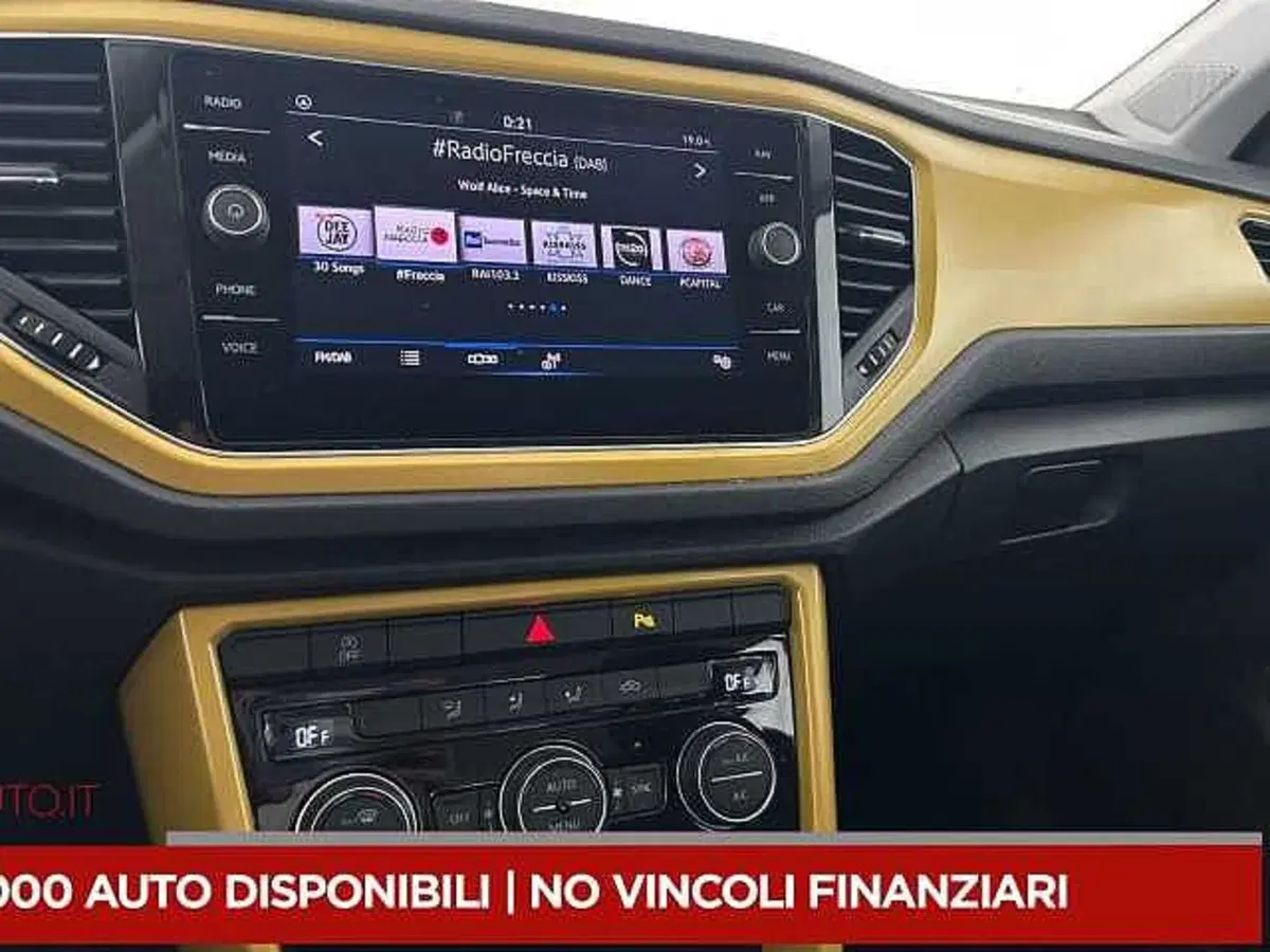 Volkswagen T-Roc usata a Chieti (16)