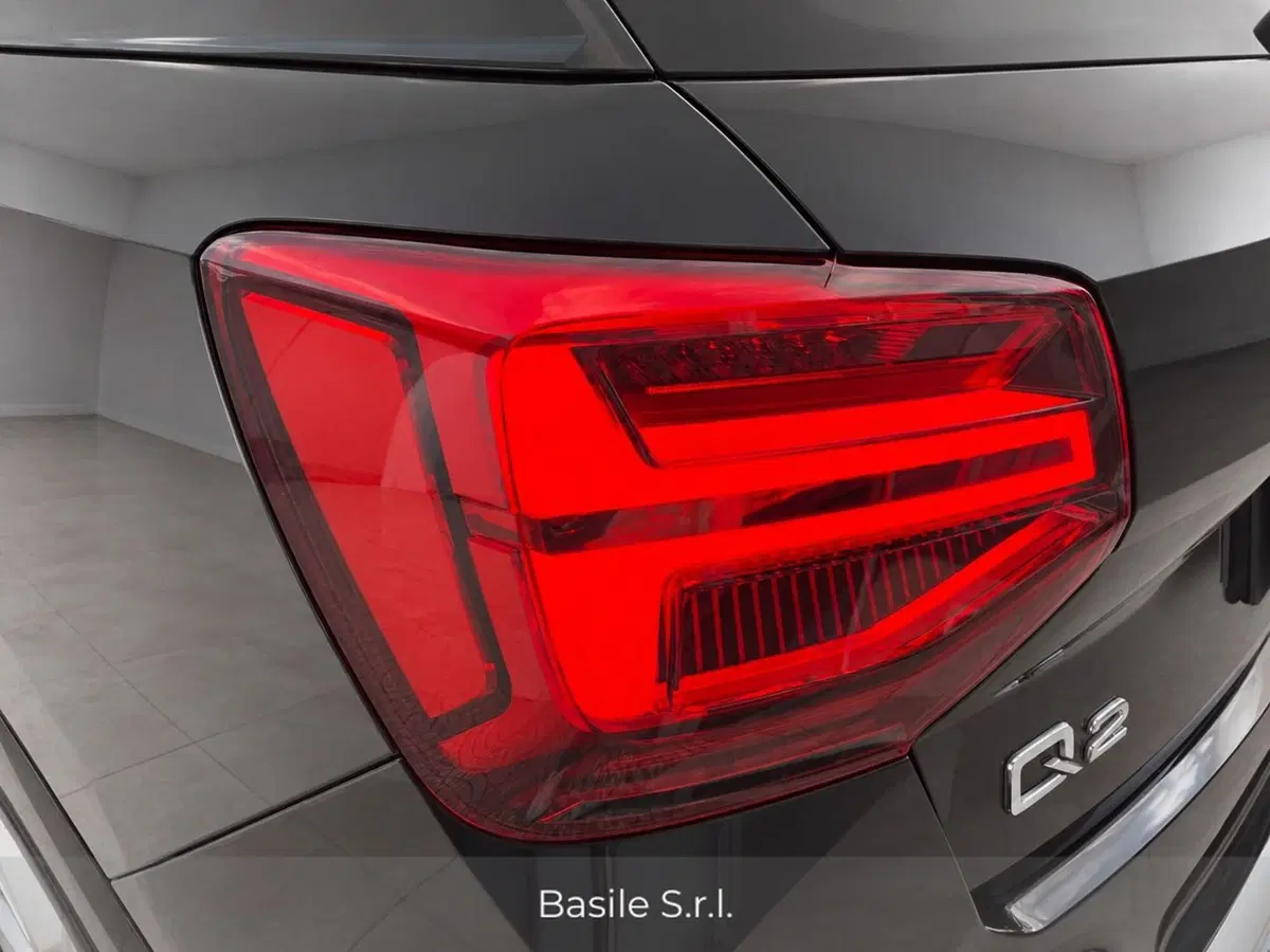 Audi Q2 usata a Taranto (4)