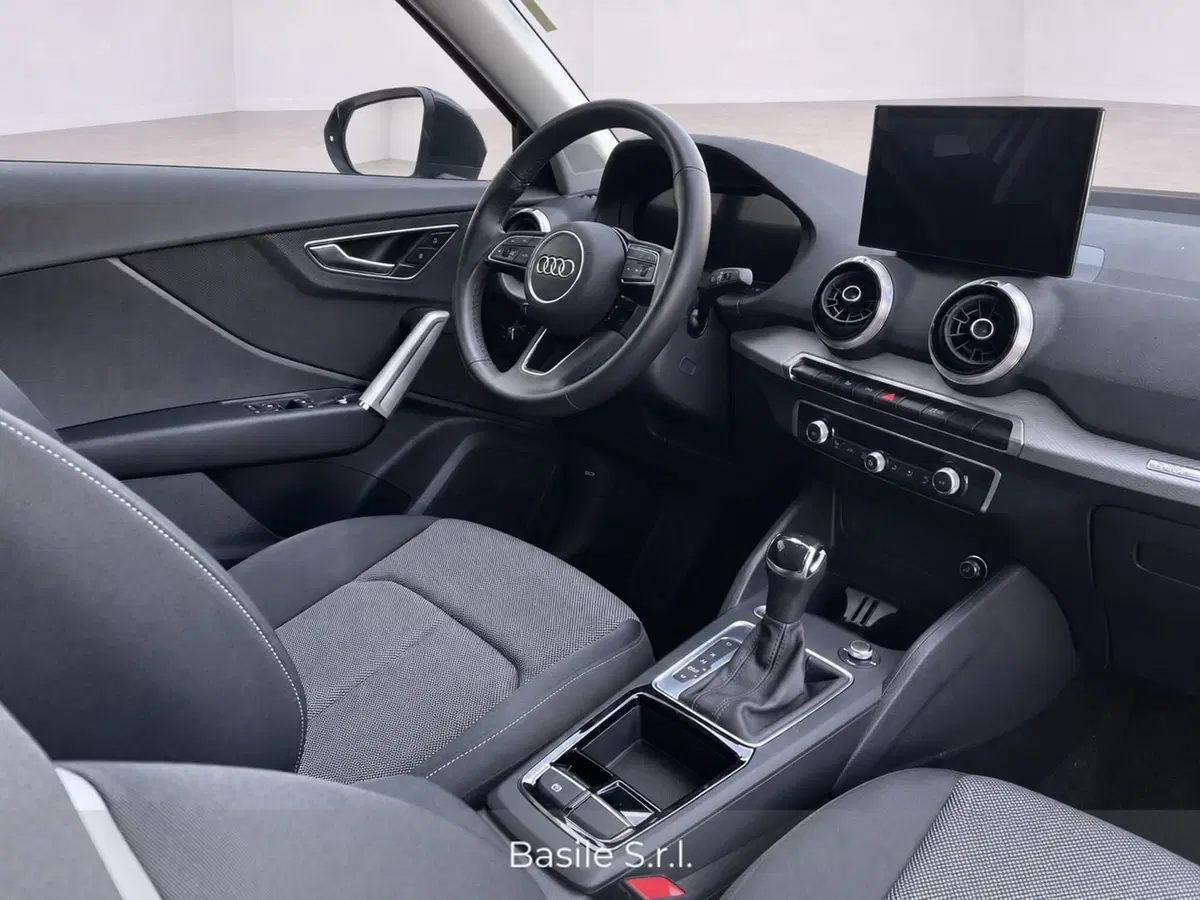 Audi Q2 usata a Taranto (6)