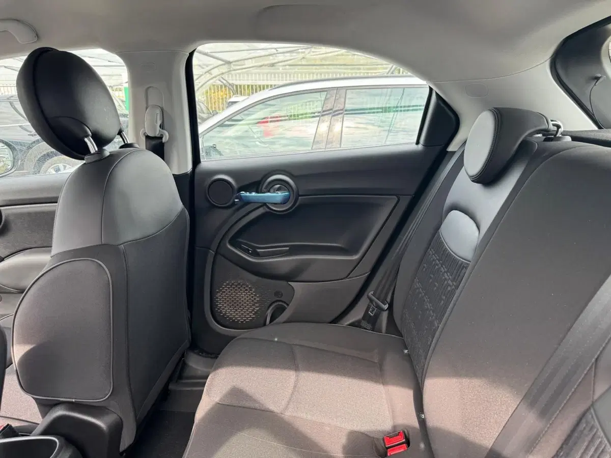 Fiat 500X nuova a Monza e Brianza (13)