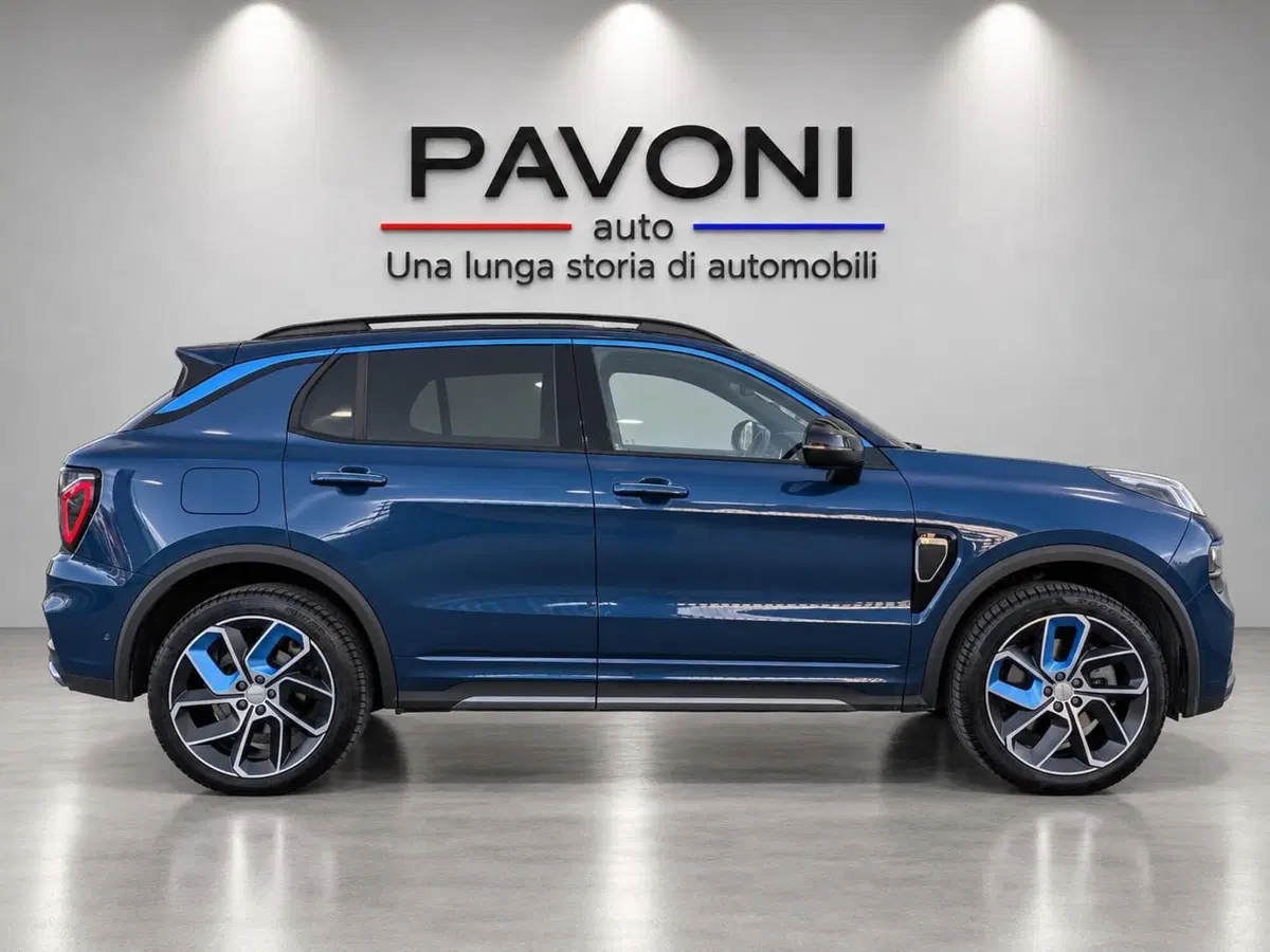 Lynk & Co 01 usata a Pescara (4)