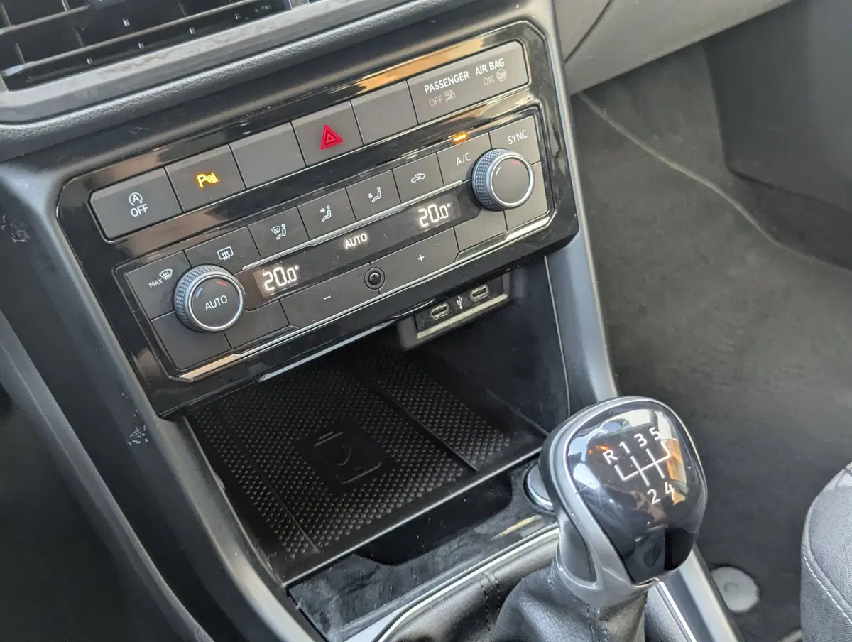 Volkswagen T-Cross usata a Pescara (16)