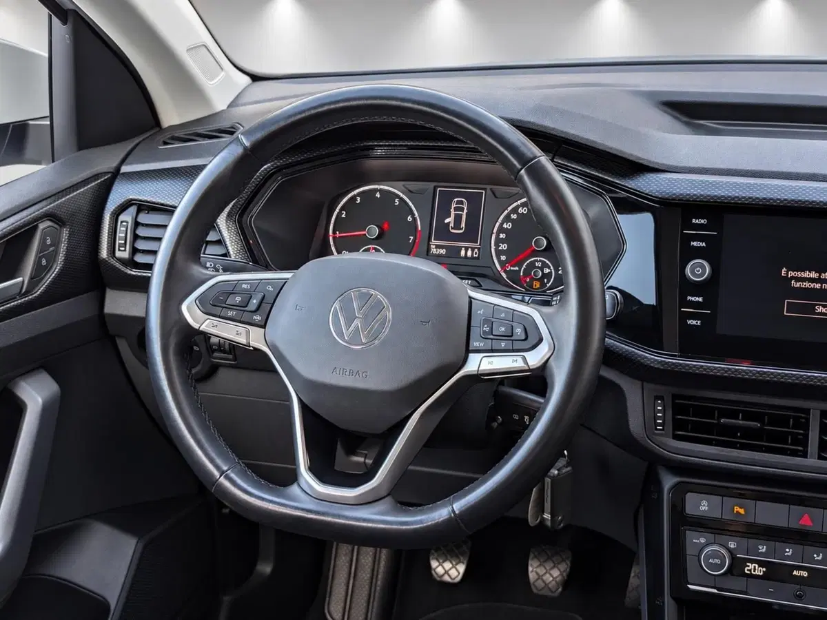 Volkswagen T-Cross usata a Pescara (9)