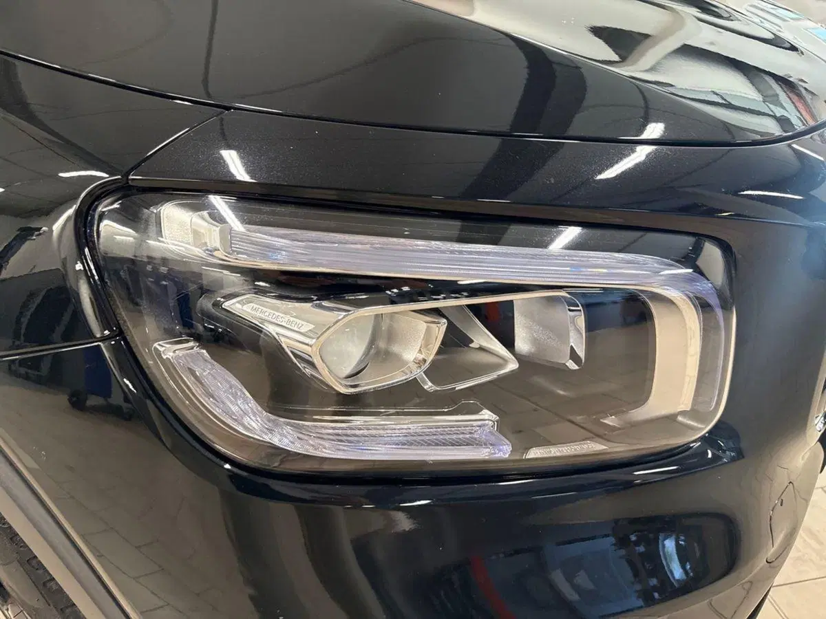 Mercedes-Benz GLB usata a Firenze (7)