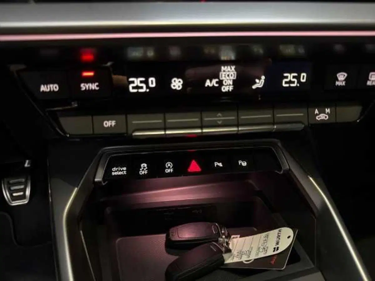 Audi A3 Sportback usata a Prato (9)