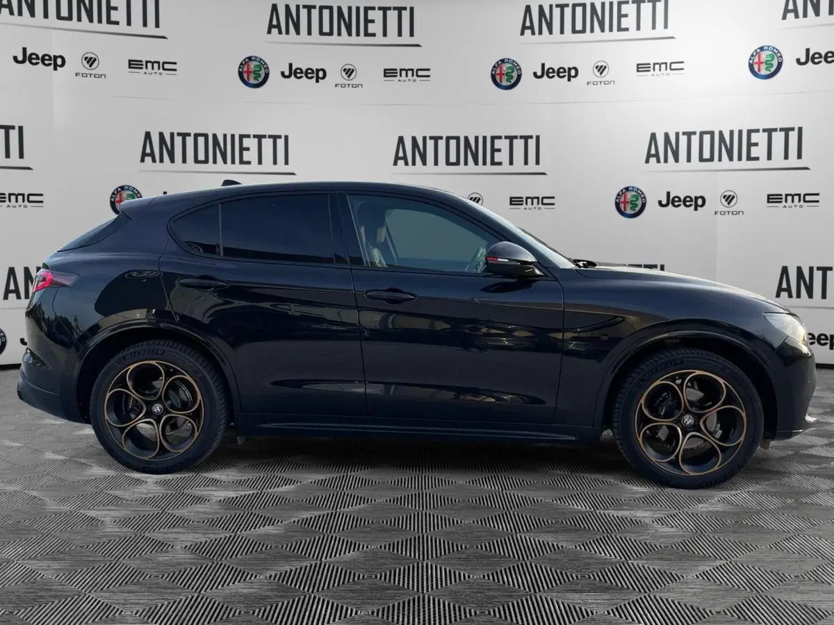Alfa Romeo Stelvio usata a Ancona (4)