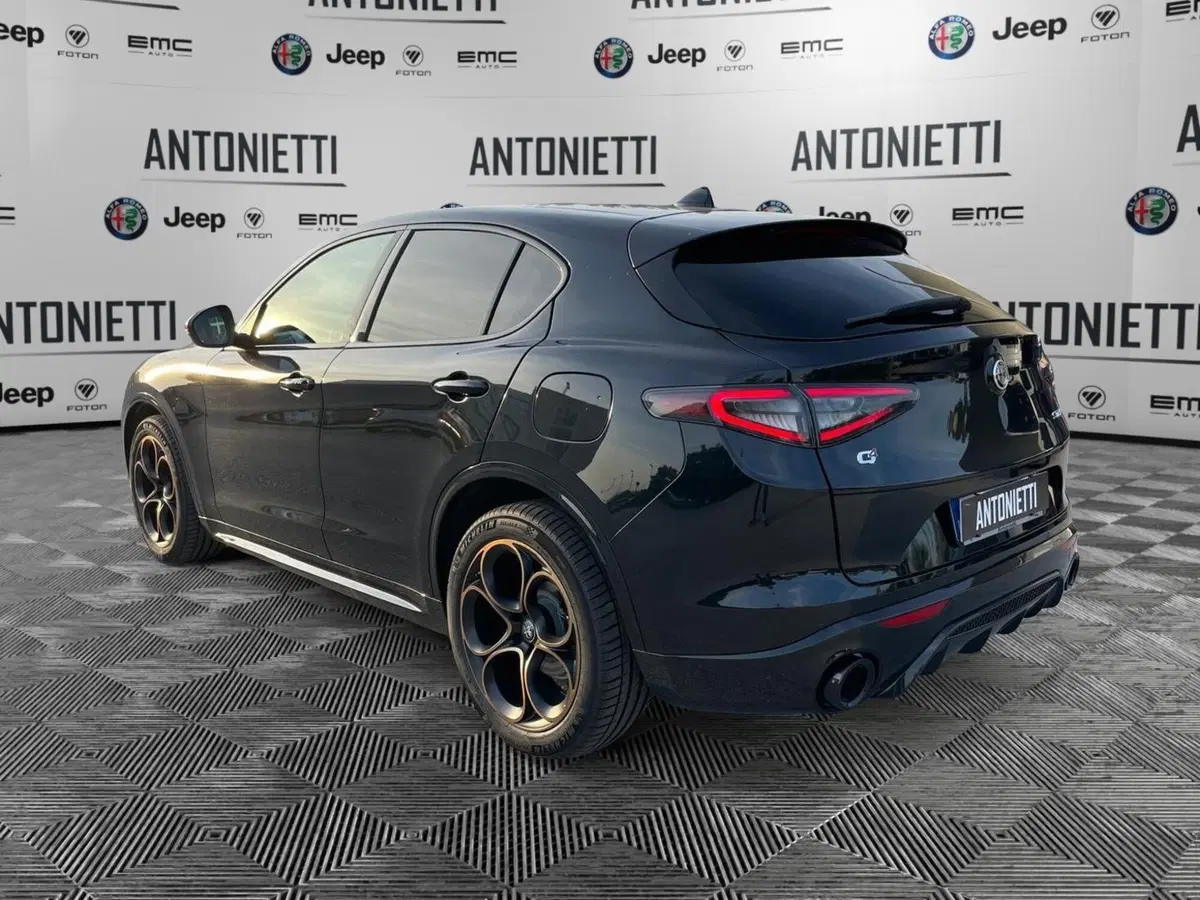 Alfa Romeo Stelvio usata a Ancona (7)