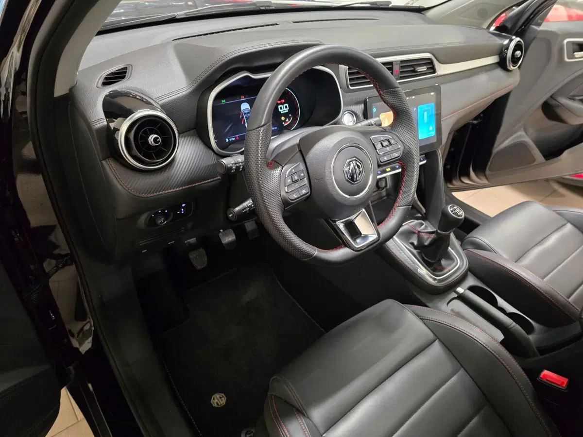 Mg ZS usata a Rimini (10)