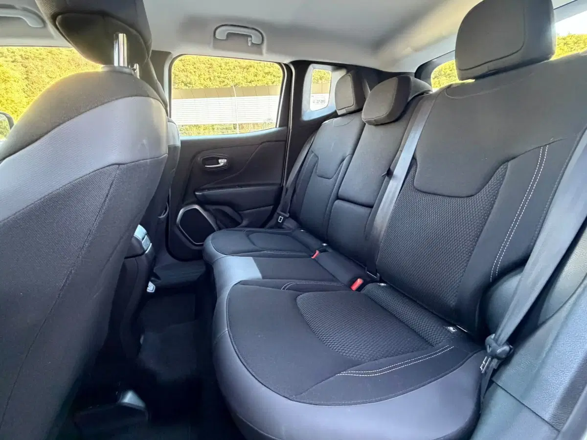 Jeep Renegade usata a Ancona (15)