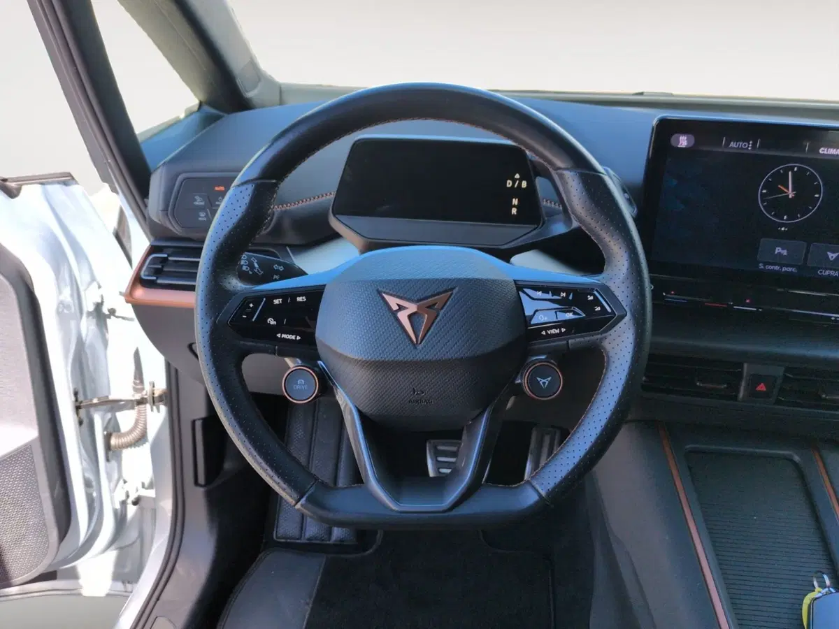 Cupra Born usata a Agrigento (11)