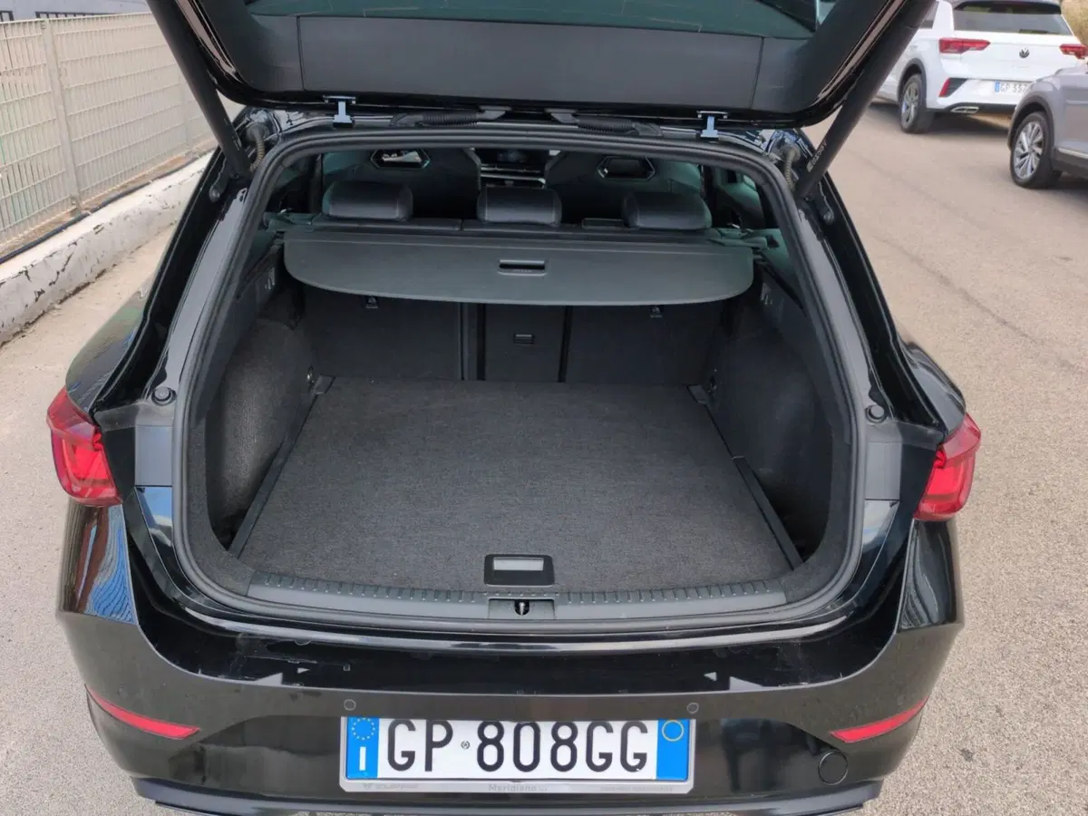 Cupra Leon Station Wagon usata a Agrigento (16)
