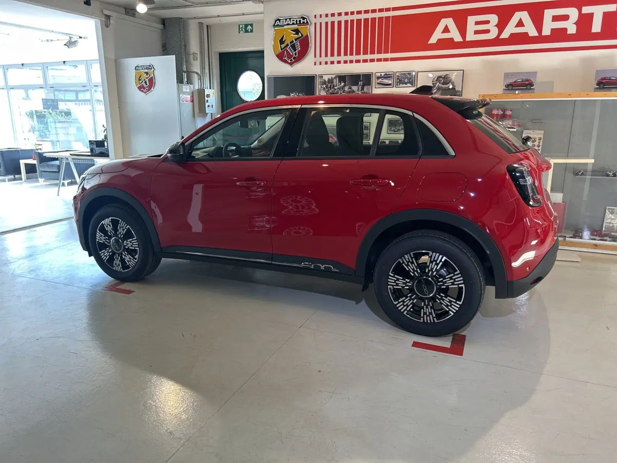 Fiat 600 nuova a Bergamo (6)
