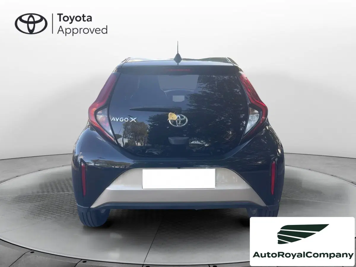 Toyota Aygo X usata a Roma (8)