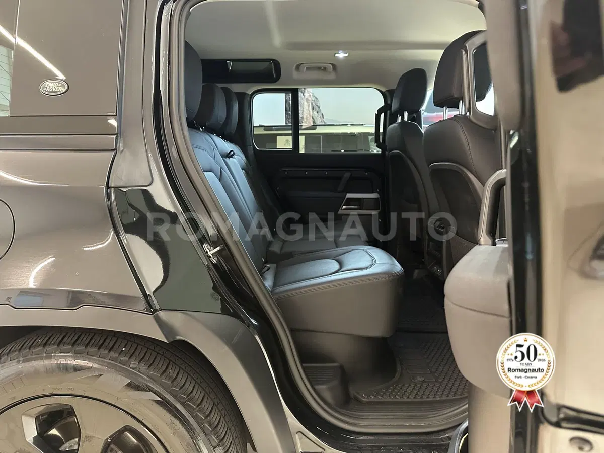 Land Rover Defender usata a Forlì-Cesena (11)