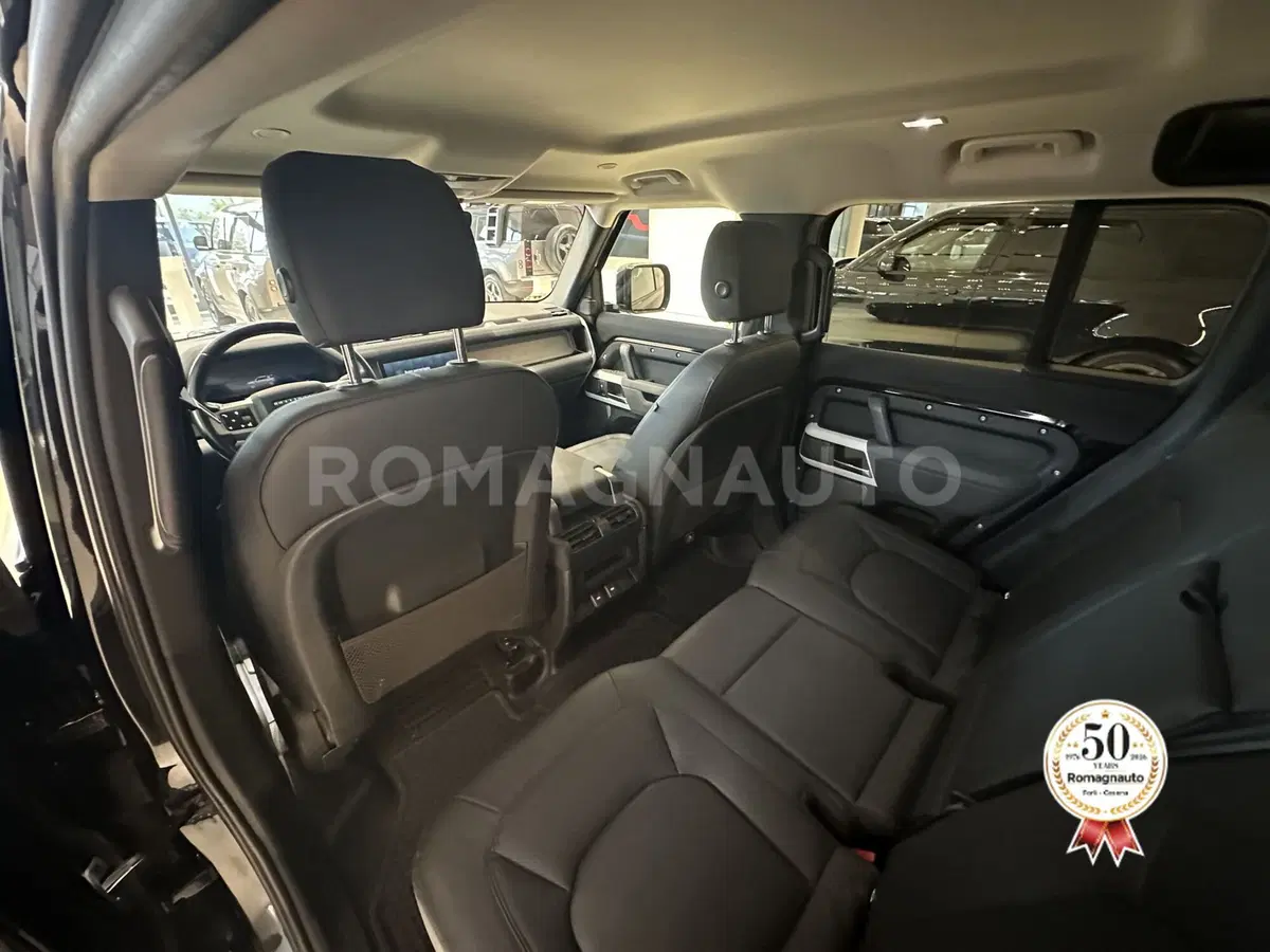 Land Rover Defender usata a Forlì-Cesena (12)