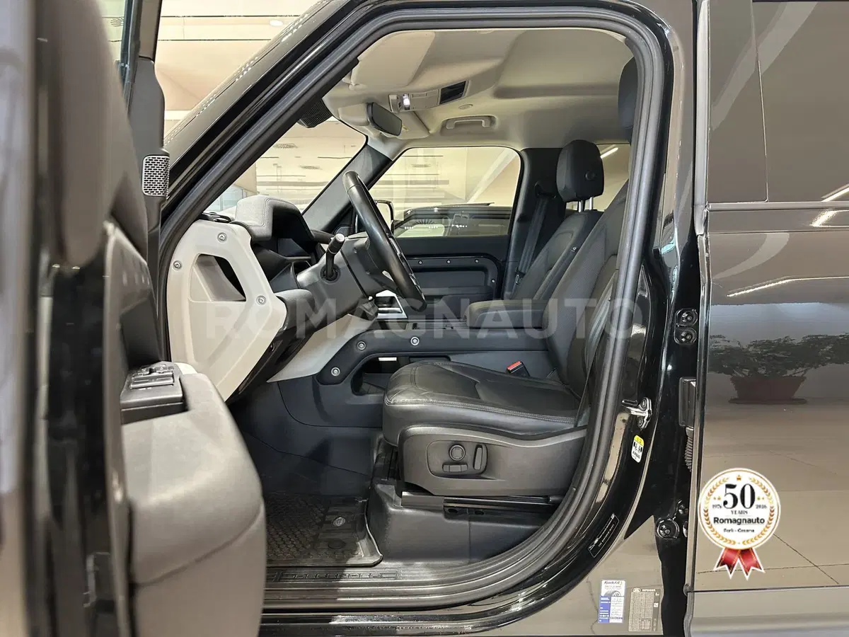 Land Rover Defender usata a Forlì-Cesena (14)