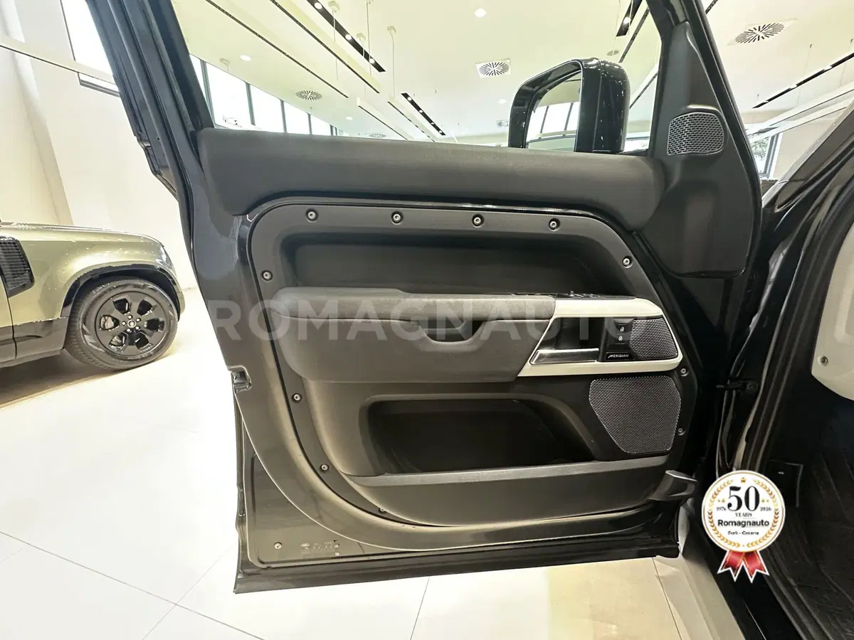Land Rover Defender usata a Forlì-Cesena (15)