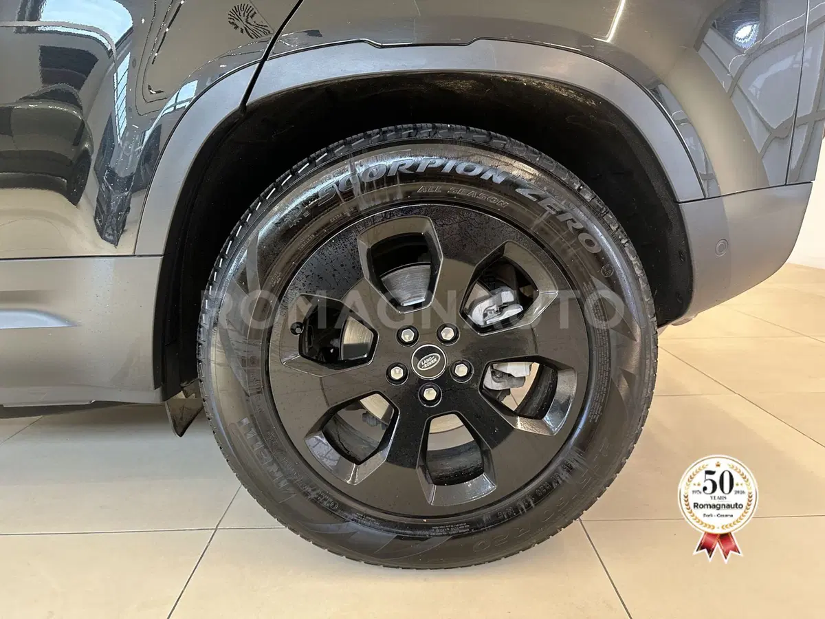 Land Rover Defender usata a Forlì-Cesena (9)