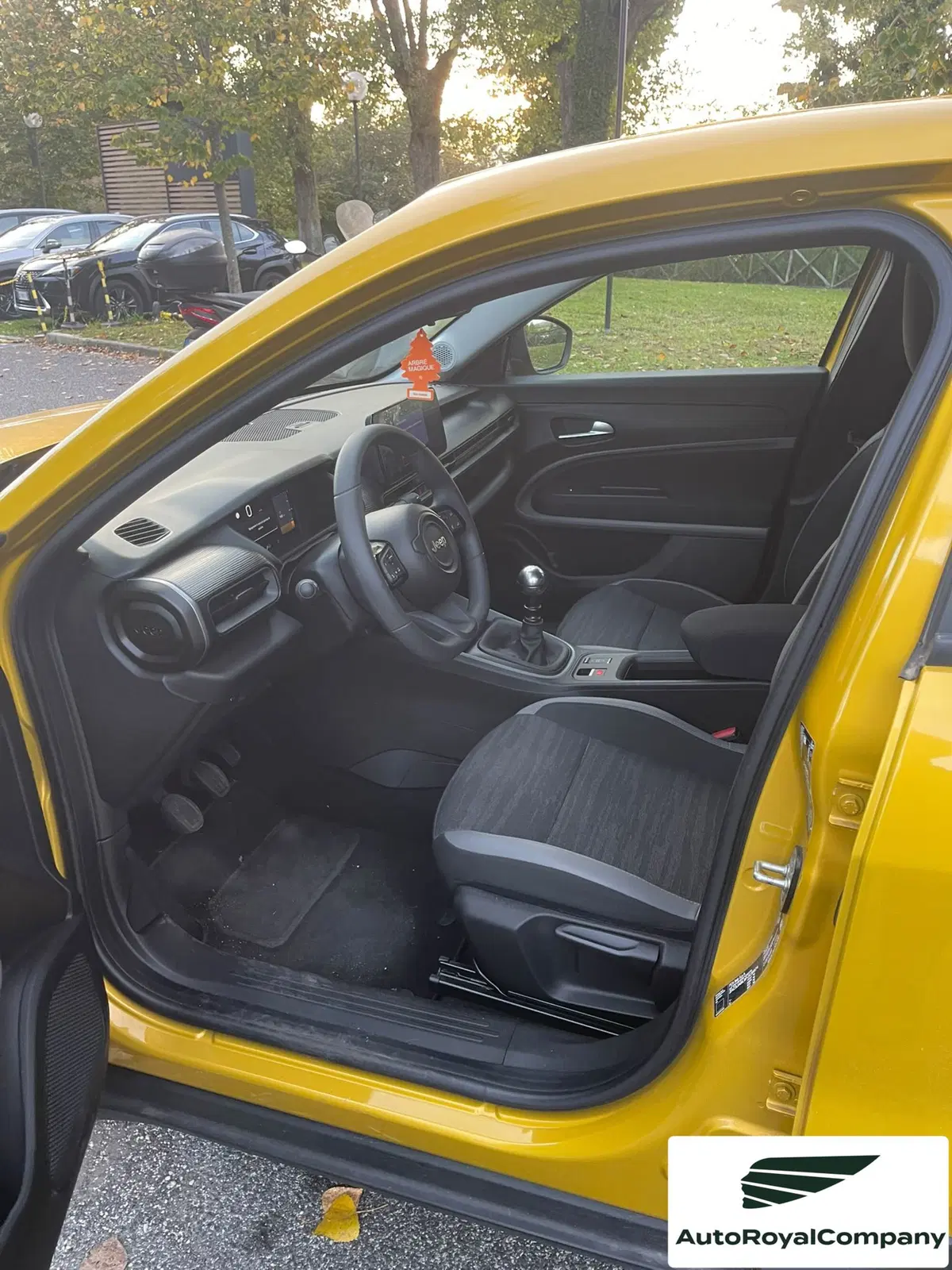 Jeep Avenger usata a Roma (8)