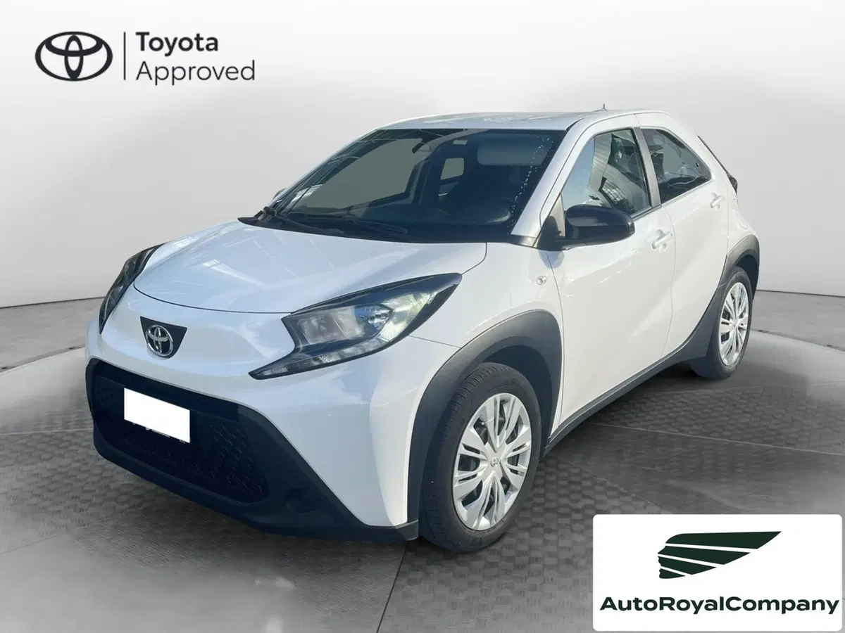 Toyota Aygo X usata a Roma