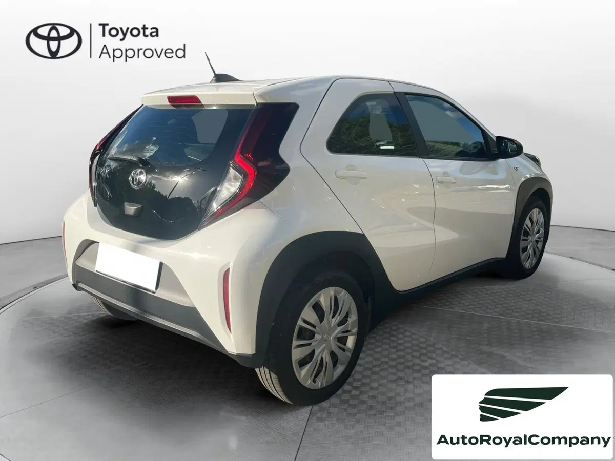 Toyota Aygo X usata a Roma (6)