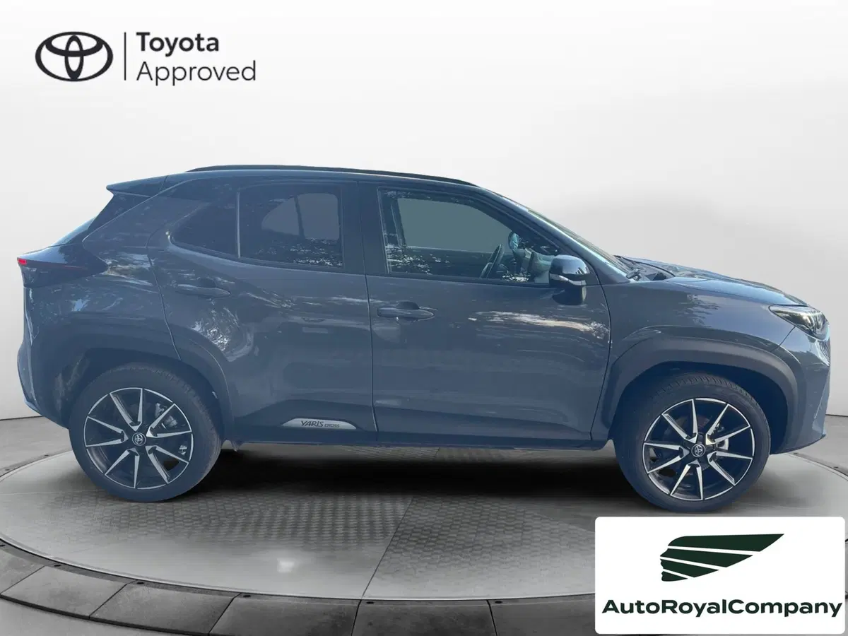 Toyota Yaris Cross usata a Roma (3)