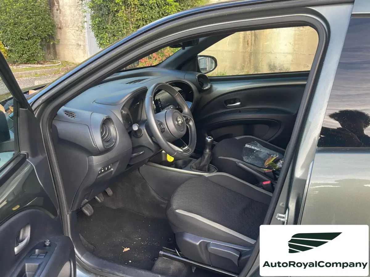 Toyota Aygo X usata a Roma (10)