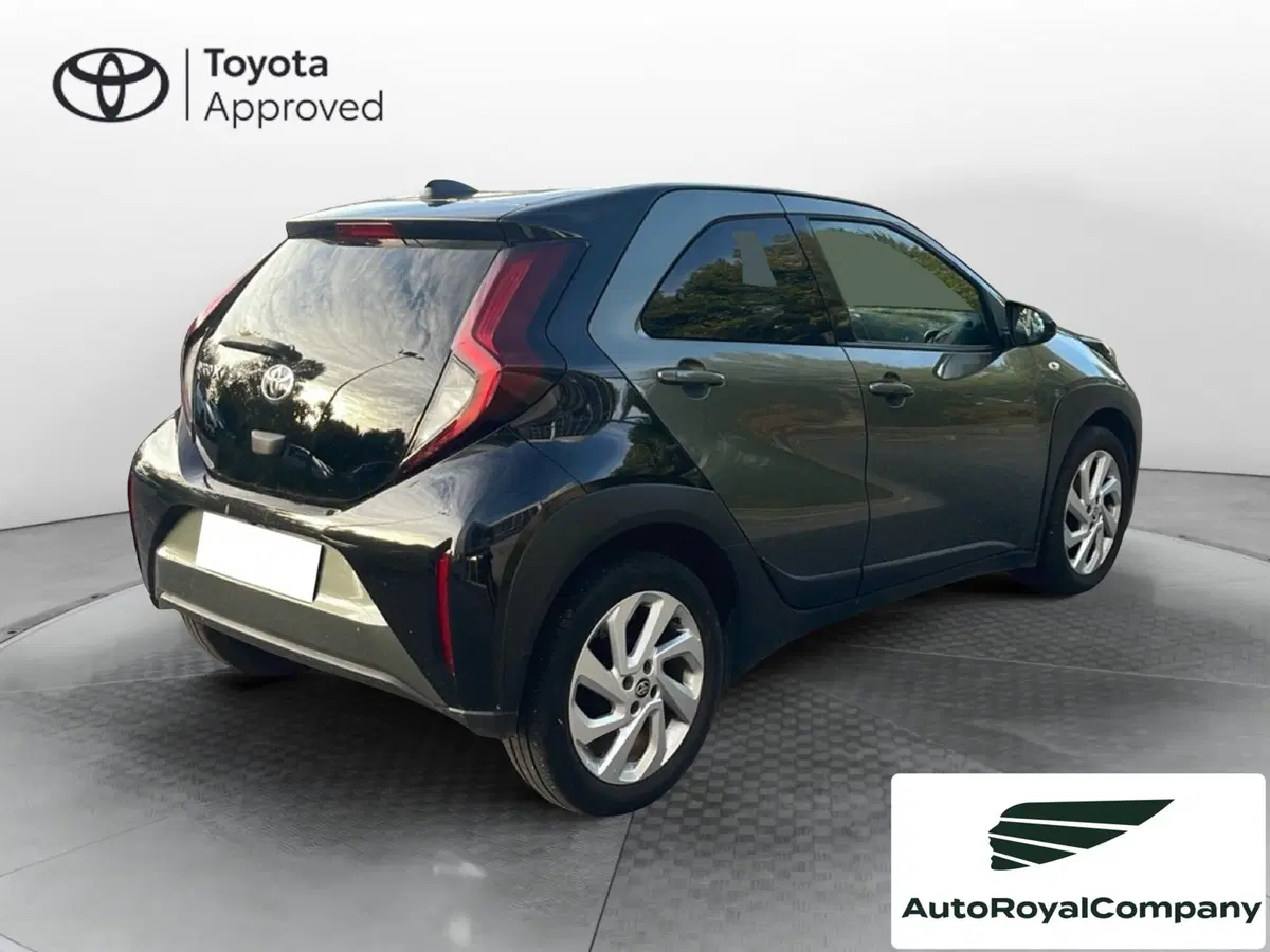 Toyota Aygo X usata a Roma (6)
