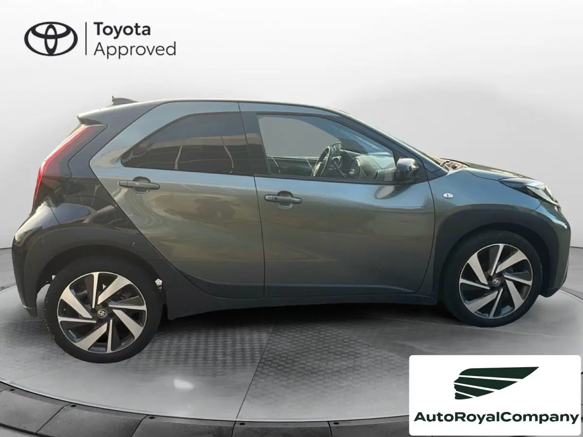 Toyota Aygo X usata a Roma (7)