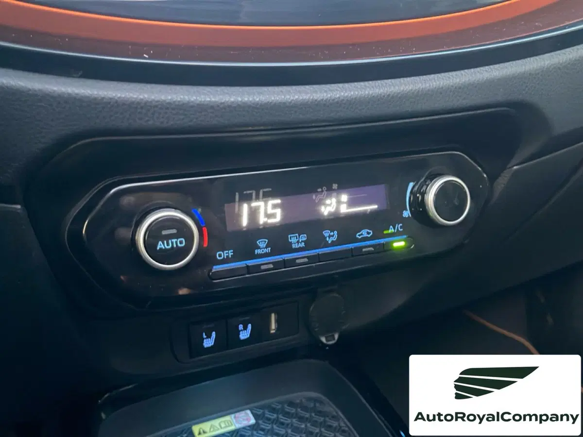 Toyota Aygo X usata a Roma (17)