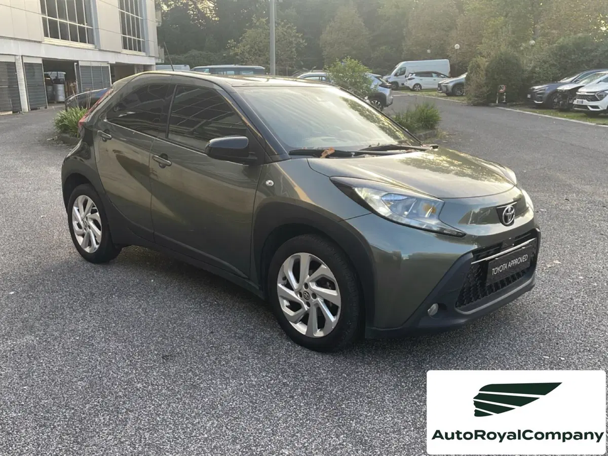 Toyota Aygo X usata a Roma (7)