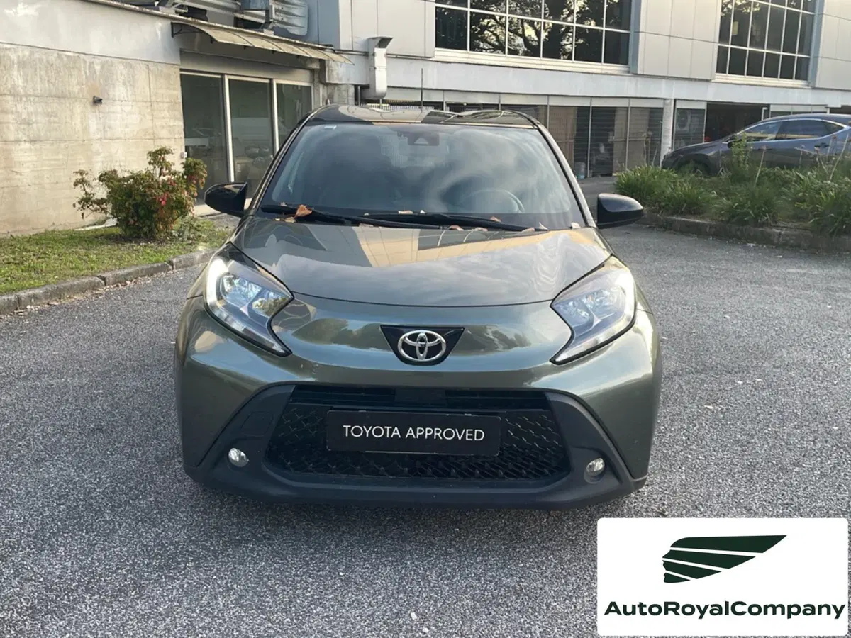 Toyota Aygo X usata a Roma (8)