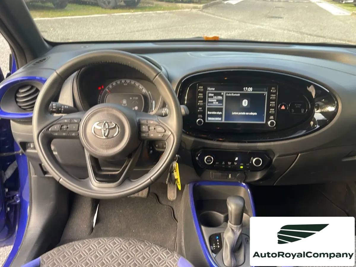 Toyota Aygo X usata a Roma (12)