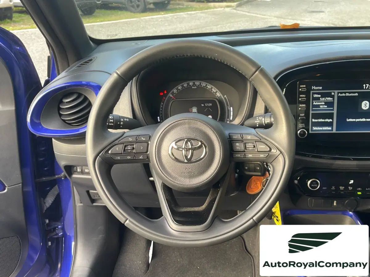 Toyota Aygo X usata a Roma (13)