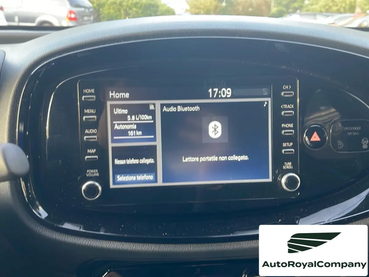 Toyota Aygo X usata a Roma (16)
