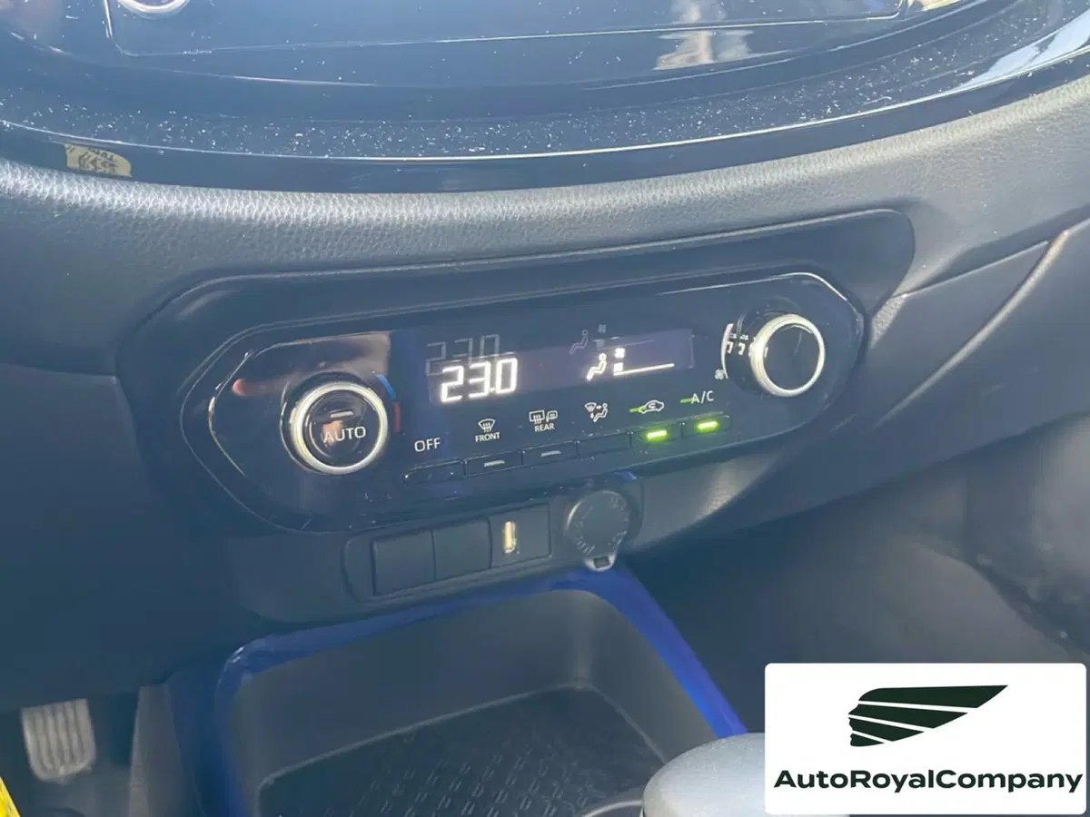 Toyota Aygo X usata a Roma (17)