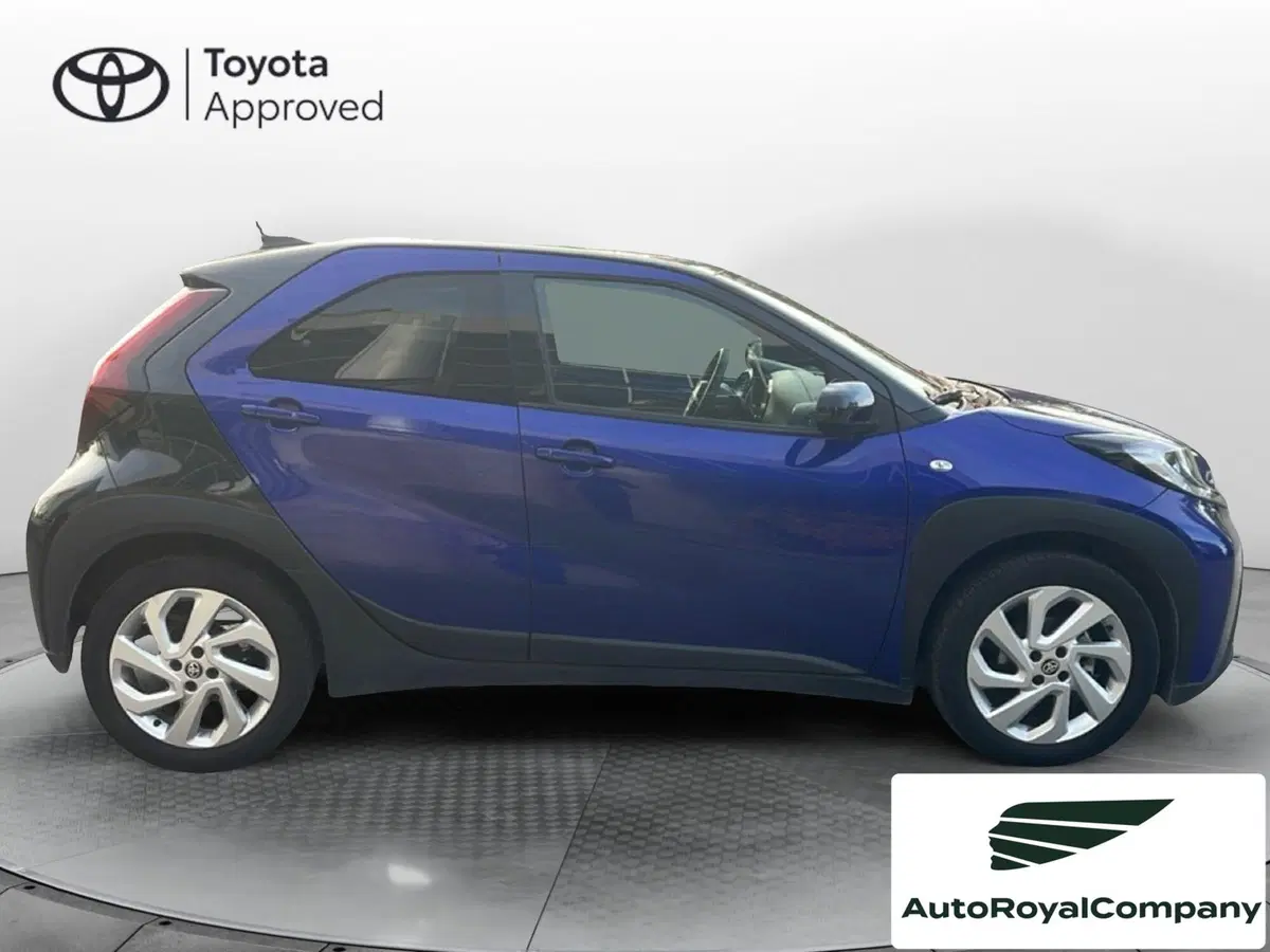 Toyota Aygo X usata a Roma (6)
